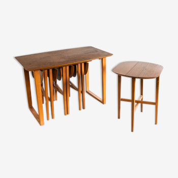 Vintage teak trundle table by Poul Hundevad