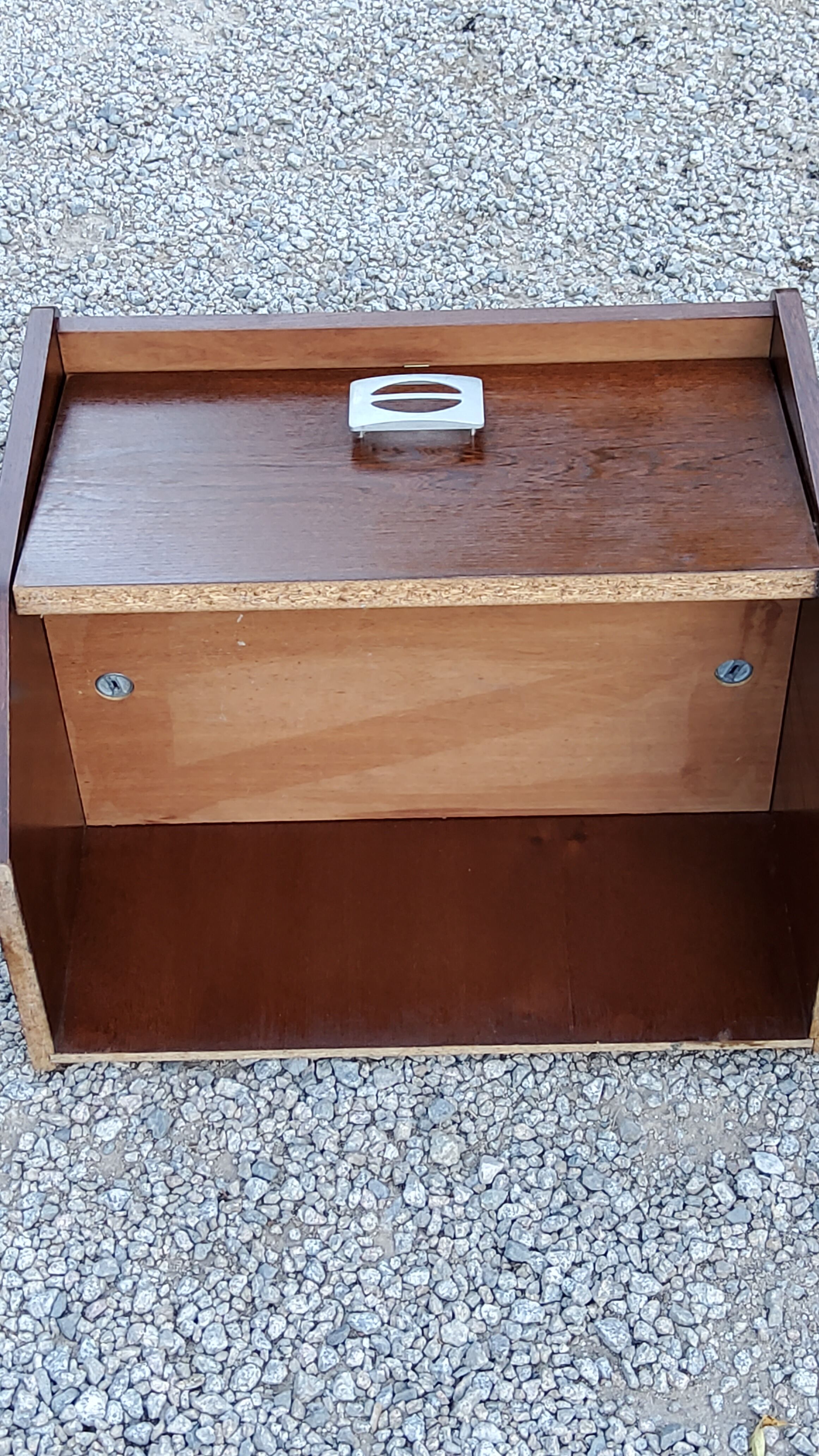 Pair of bedside tables from the 70s in rosewood stained oak veneer