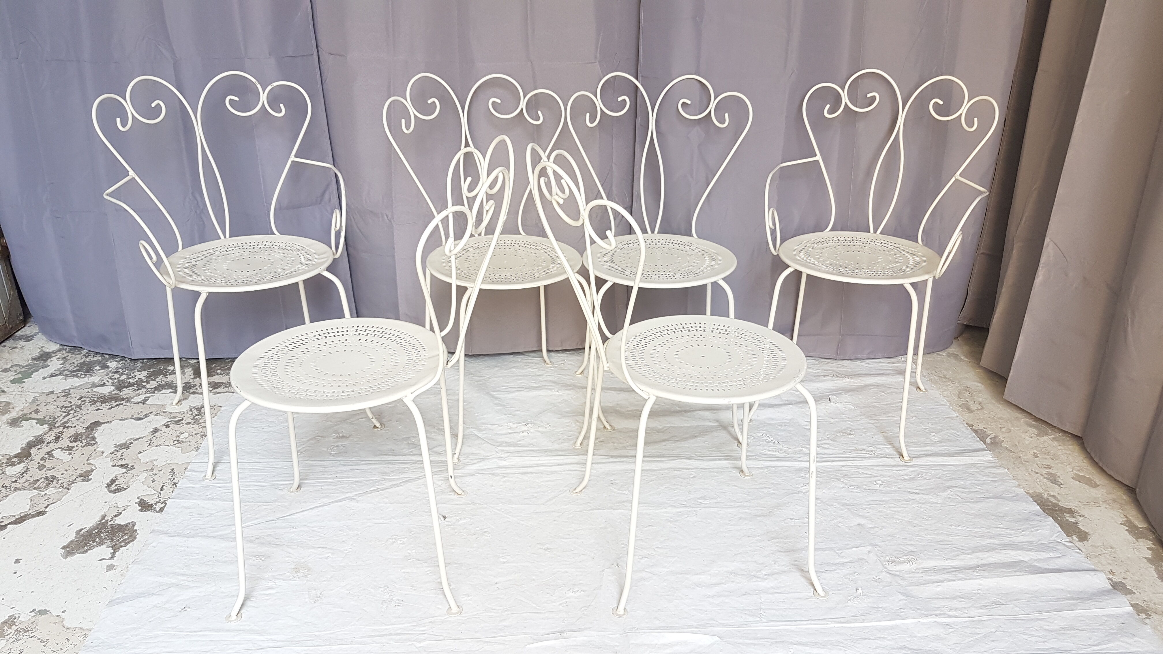 Lot of 6 metal garden seats