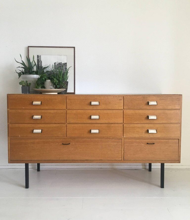 Store counter in oak and glass mid century showcase, 50 years