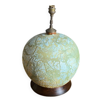 Spherical ceramic lamp with bark texture
