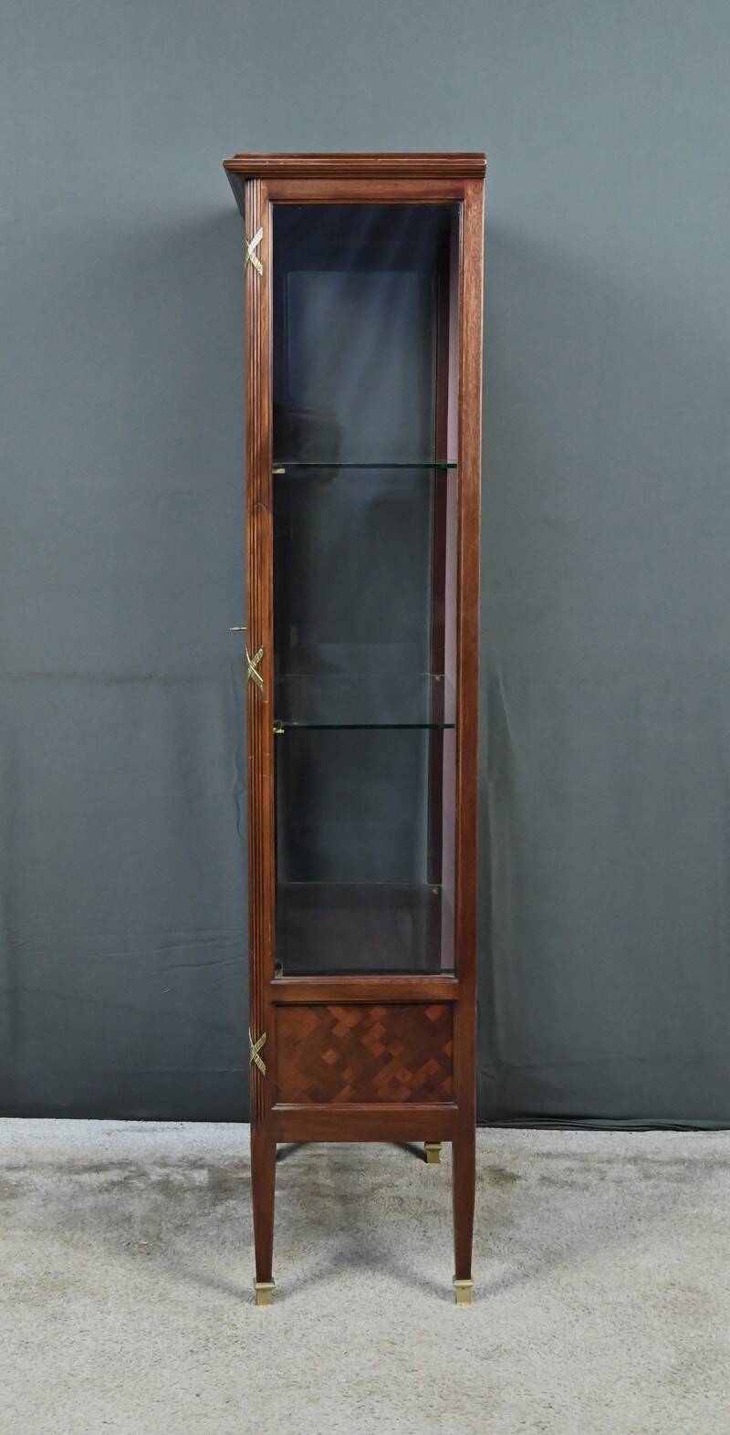 Mahogany display cabinet, Louis XVI style – 1930