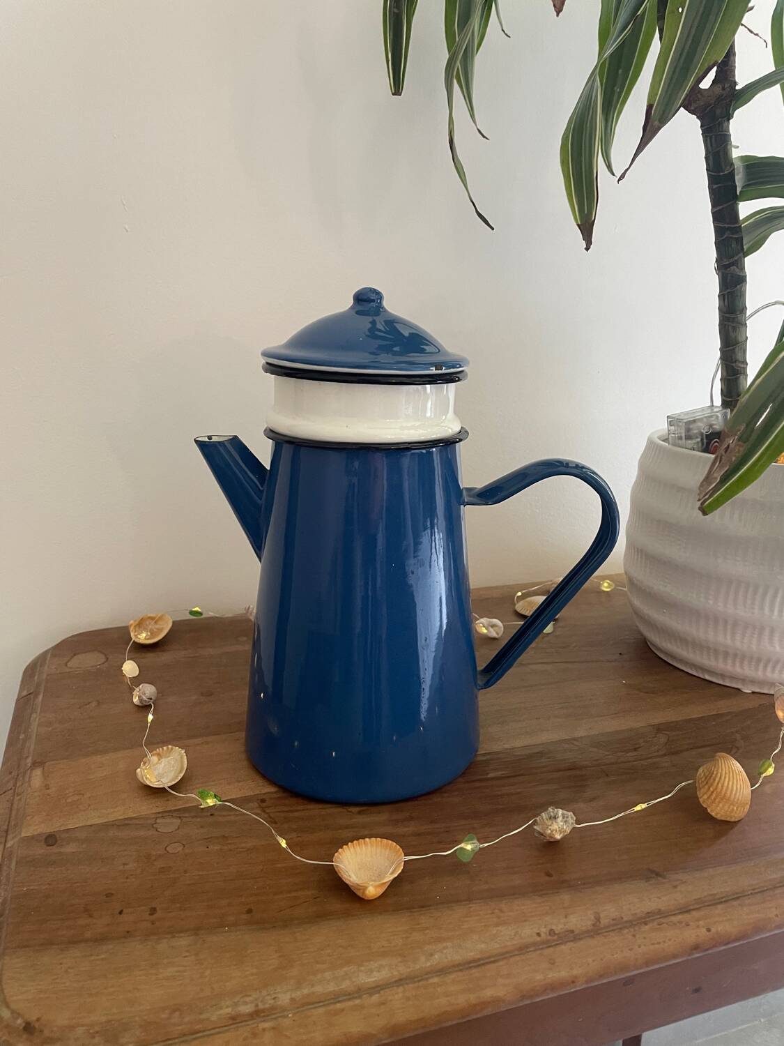 Enameled sheet metal coffee maker