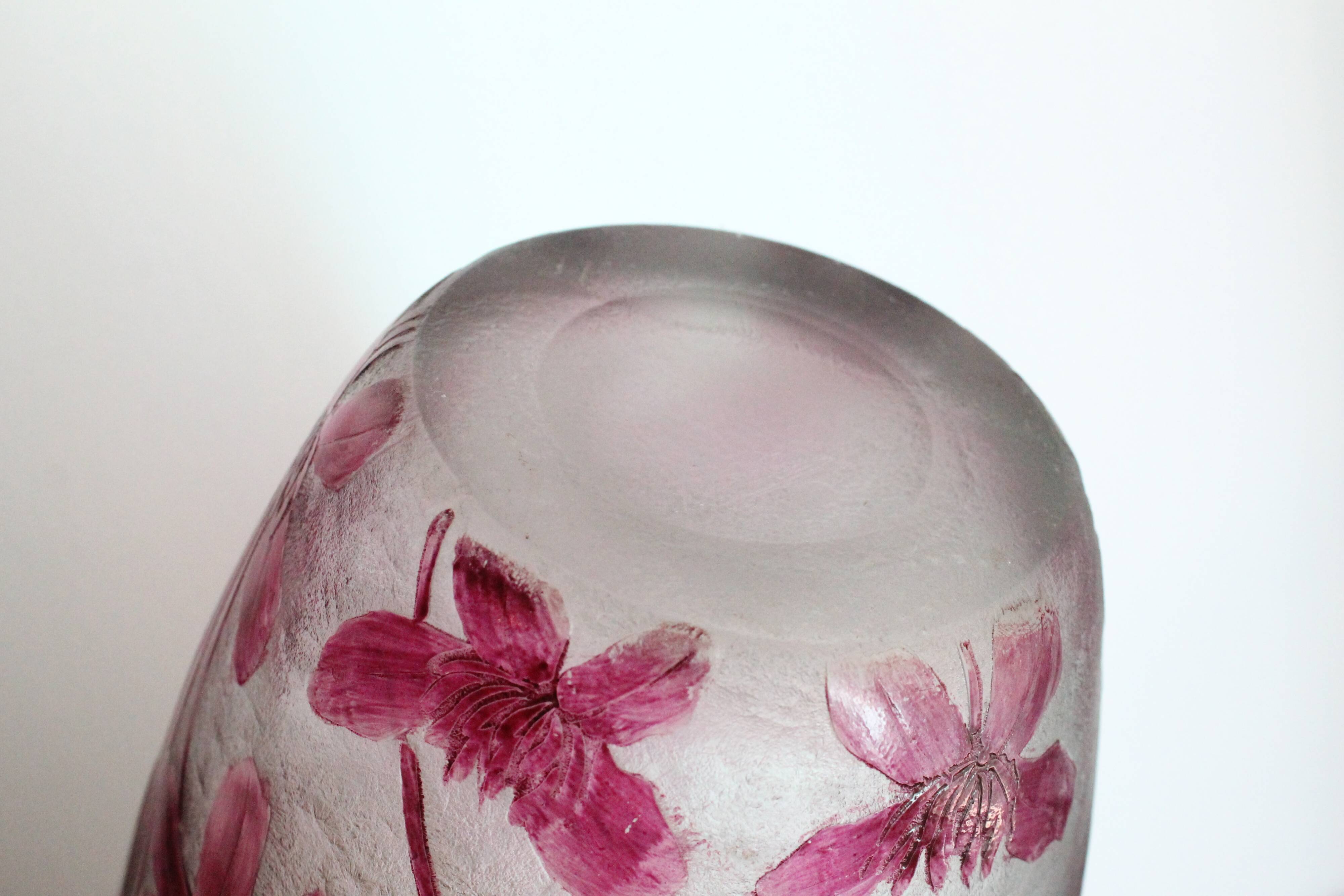 François Théodore Legras ovoid vase with floral decoration, Rubis Art Nouveau series.