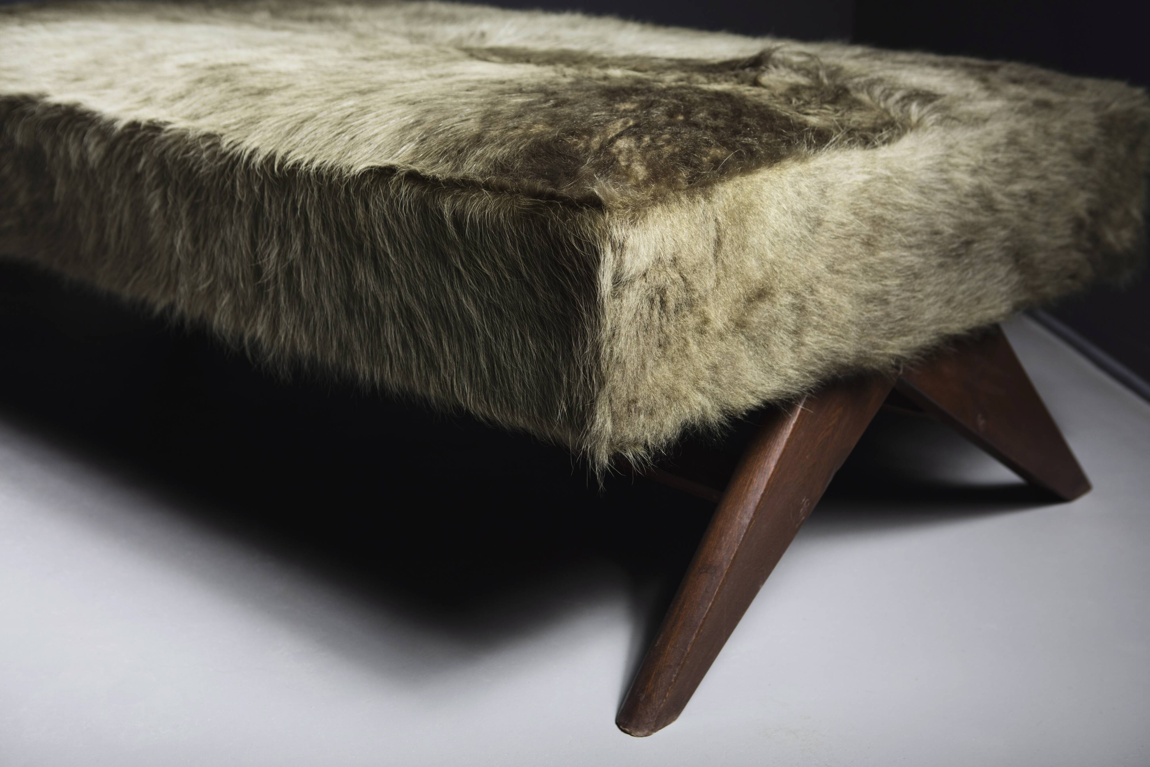 Original Daybed PJ-L-12-A by Pierre Jeanneret for Chandigarh Project, 1950s