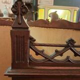 Neo-Gothic chest bench from the late 19th century