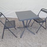 Table et deux chaises pliante