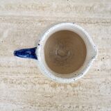 Pichet en céramique moucheté