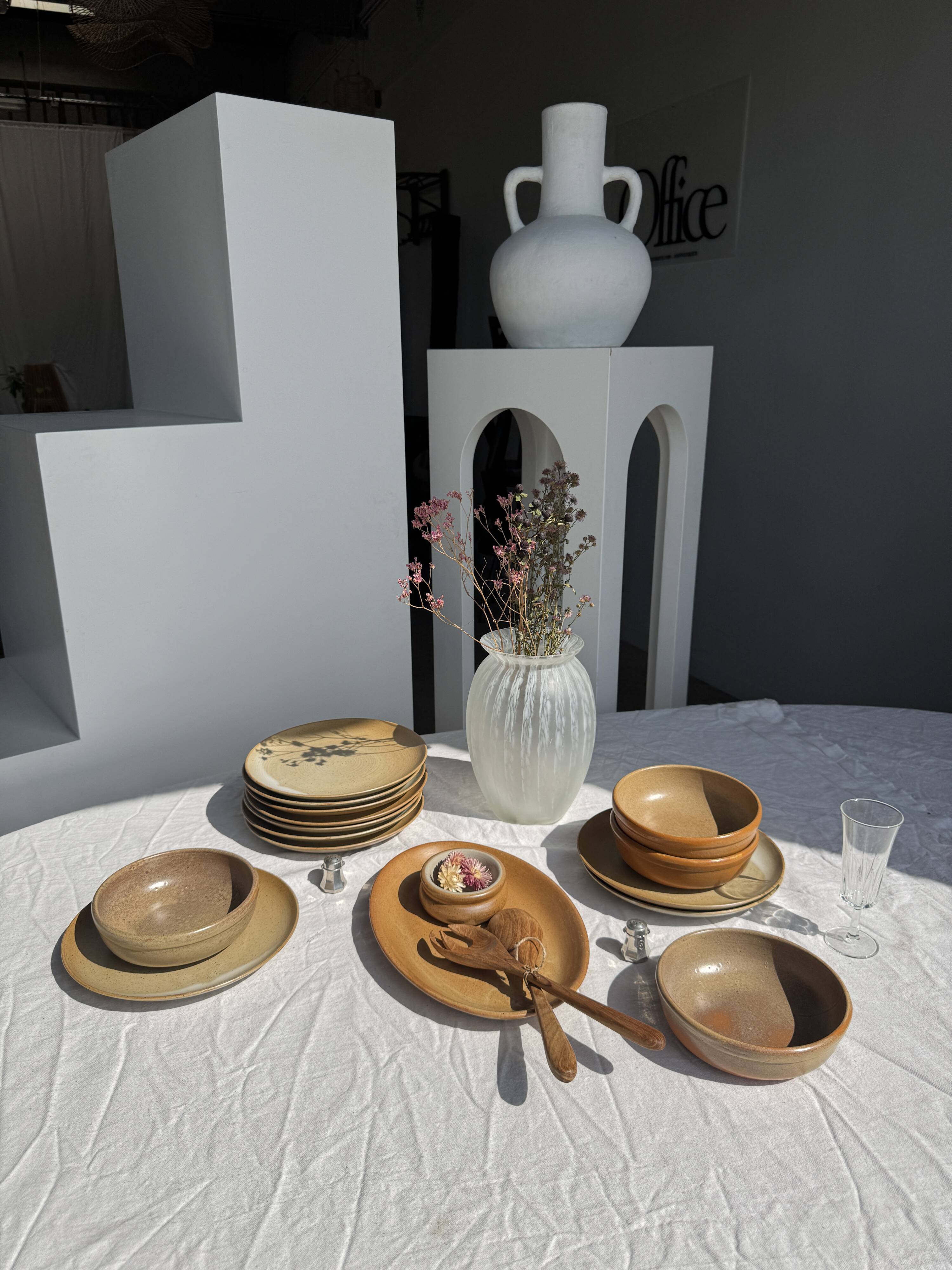 Set of 6 stoneware plates Village France D24