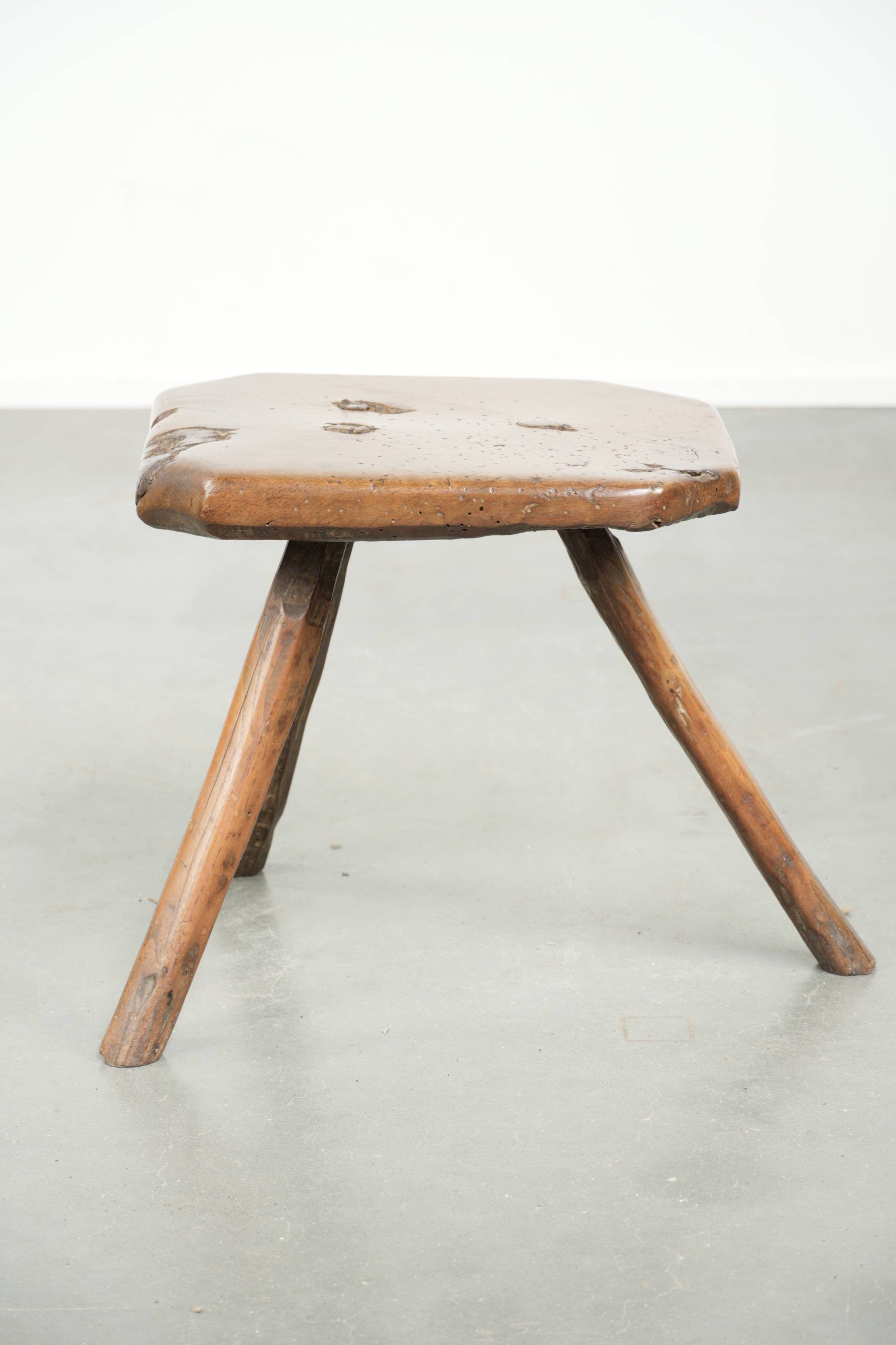 Tabouret/table d'appoint anglais antique unique du XVIIe siècle