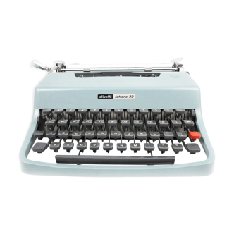 Machine à écrire Olivetti Lettera 32 bleue pastel Qwerty Anglais