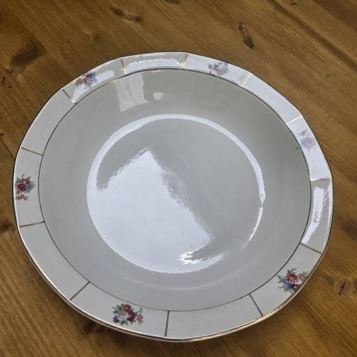 Set of 4 Digoin-Sarreguemines dishes
