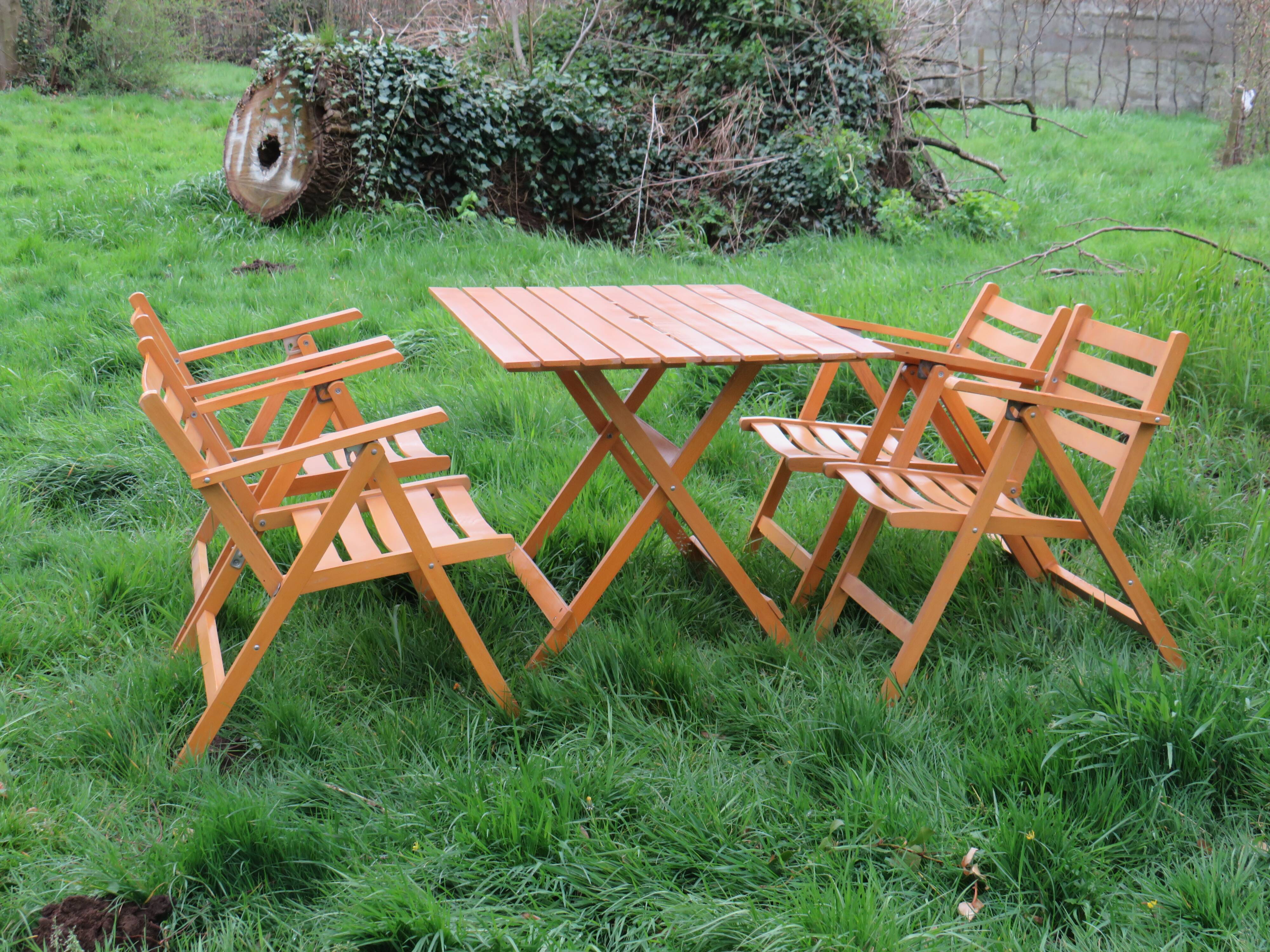 Vintage wood folding garden set.