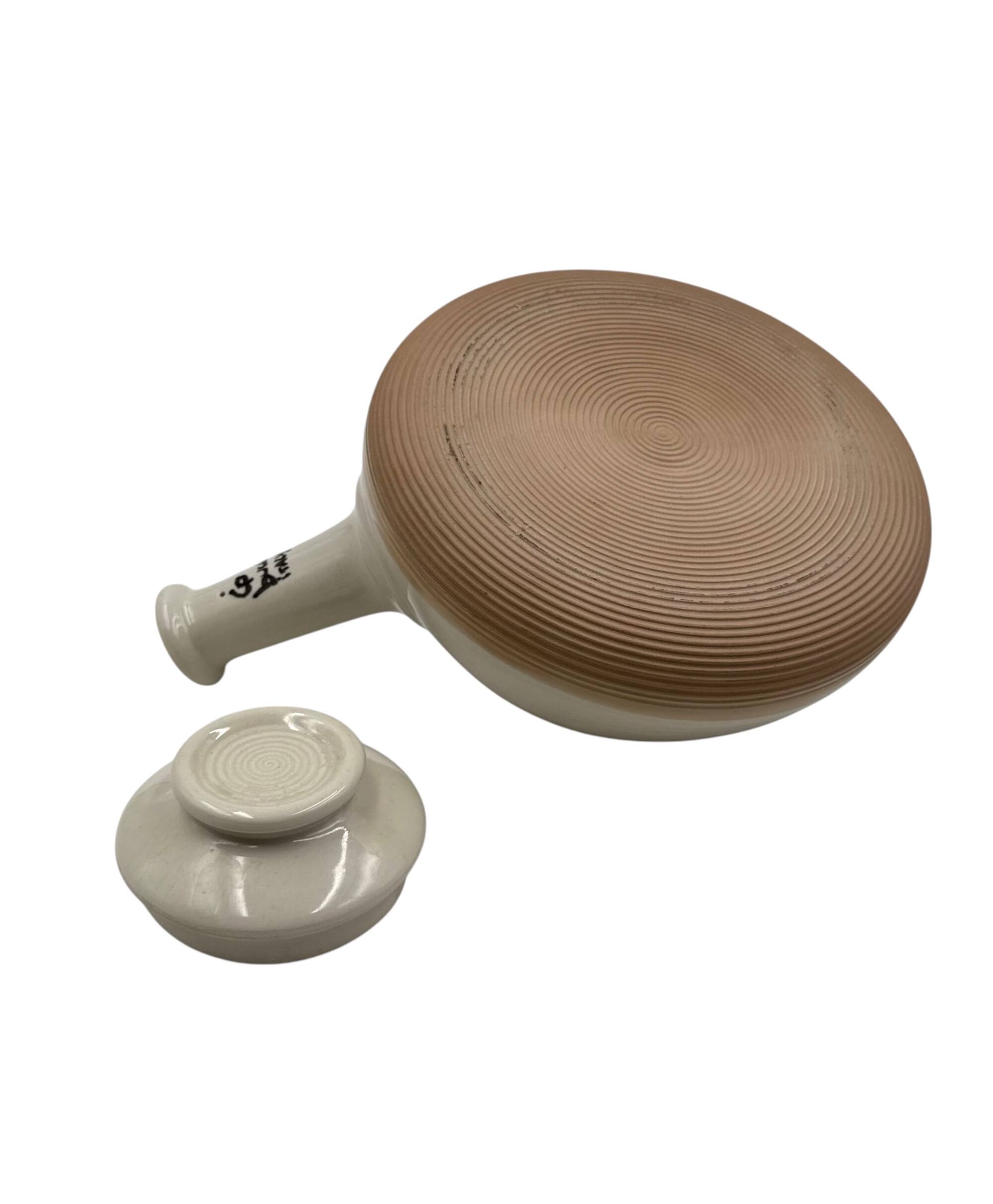 Mid-century Modern cream gres teapot, Franco Bucci Italy ca. 1970