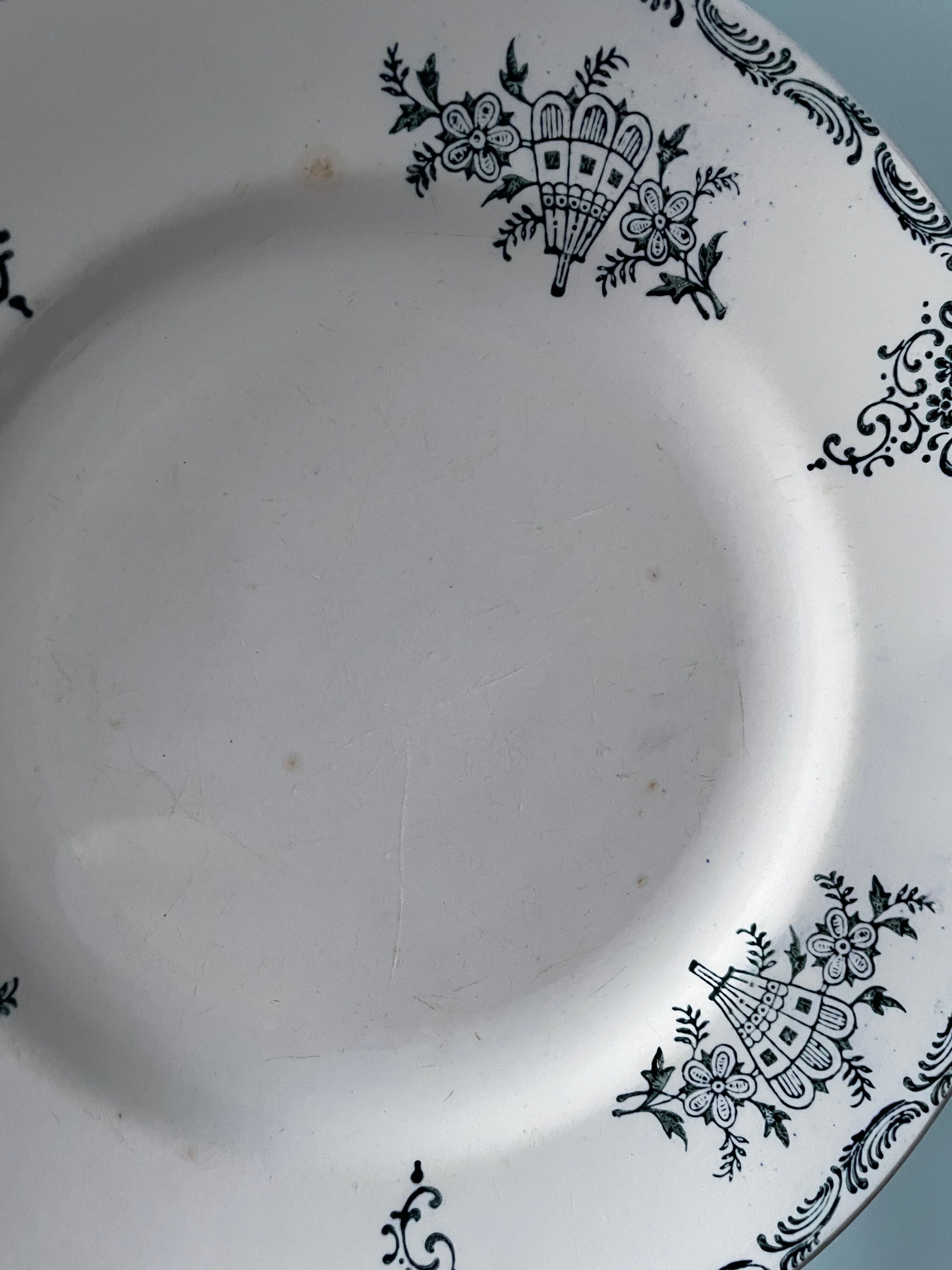 Set of 10 flat plates numbered terre de fer xixème st amand