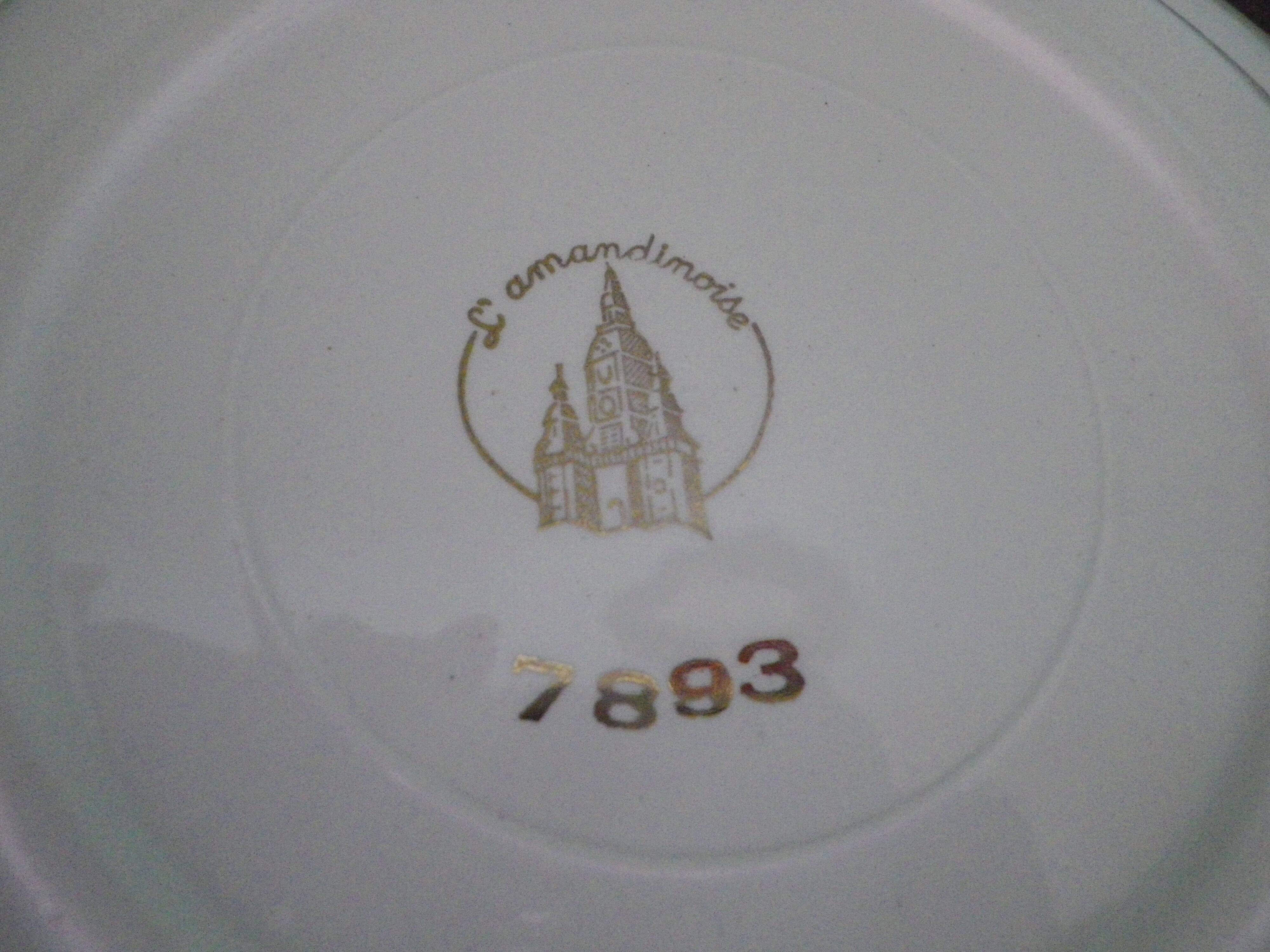 Prestige plates by Lamandinoise, 1950s, 3 colours, Set of 12