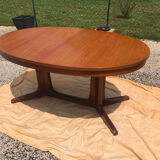 Ensemble table et chaises
