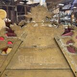 18th century Regency mirror in gilded wood