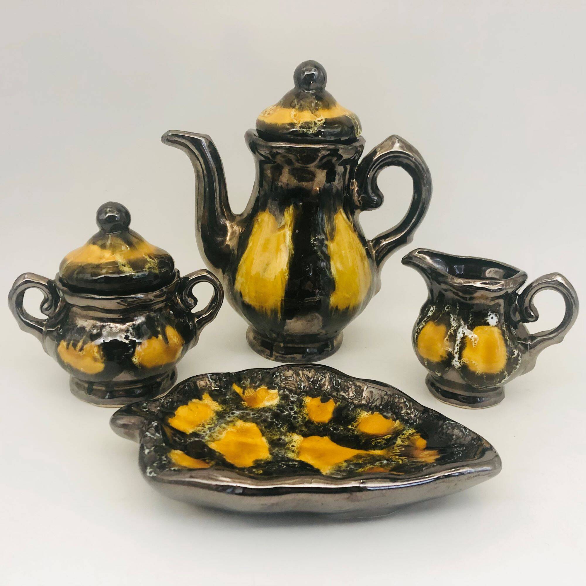 Vallauris, coffee/tea service.