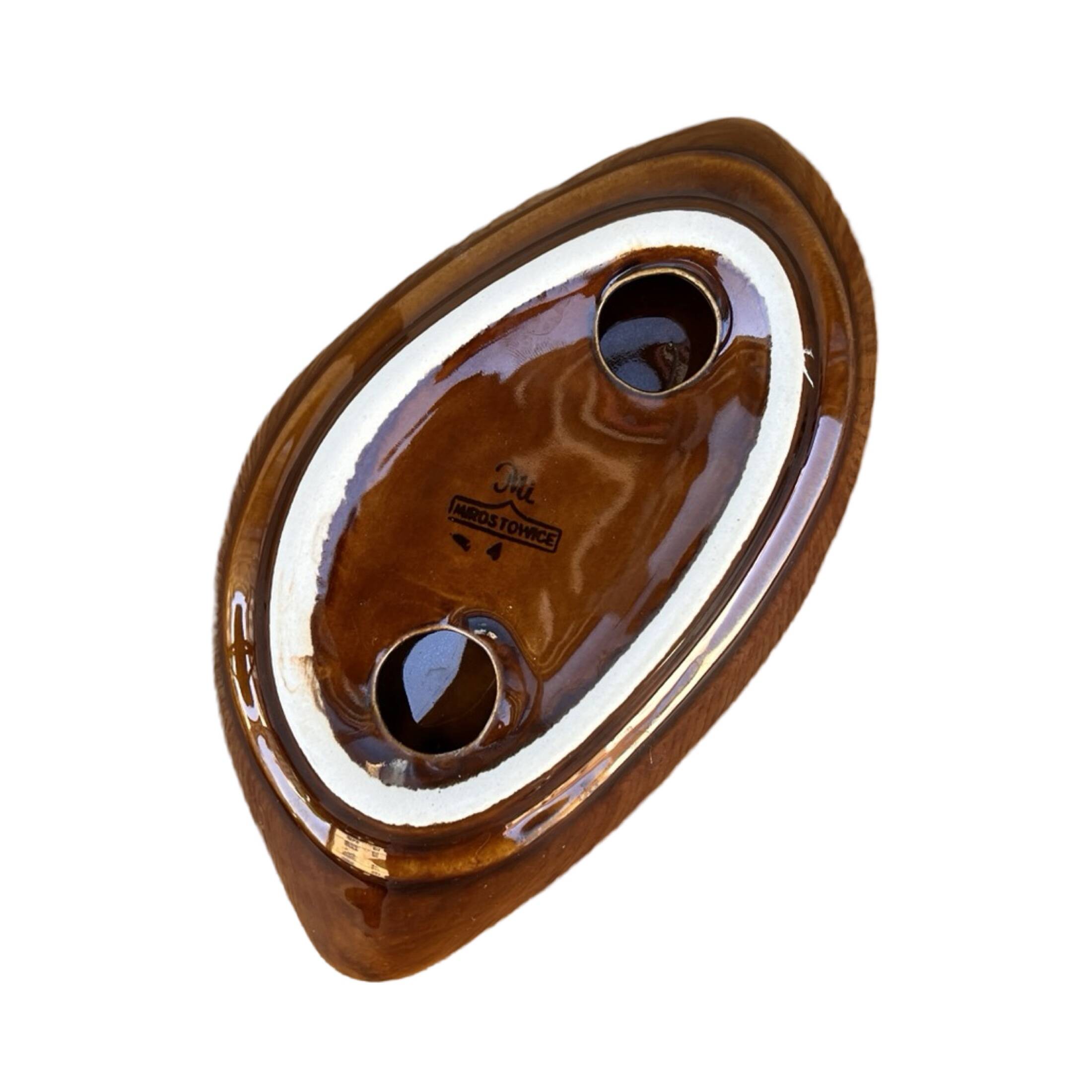 Cendrier en porcelaine en forme de feuille, conçu par A. Sadulski, Mirostowice, années 1970.