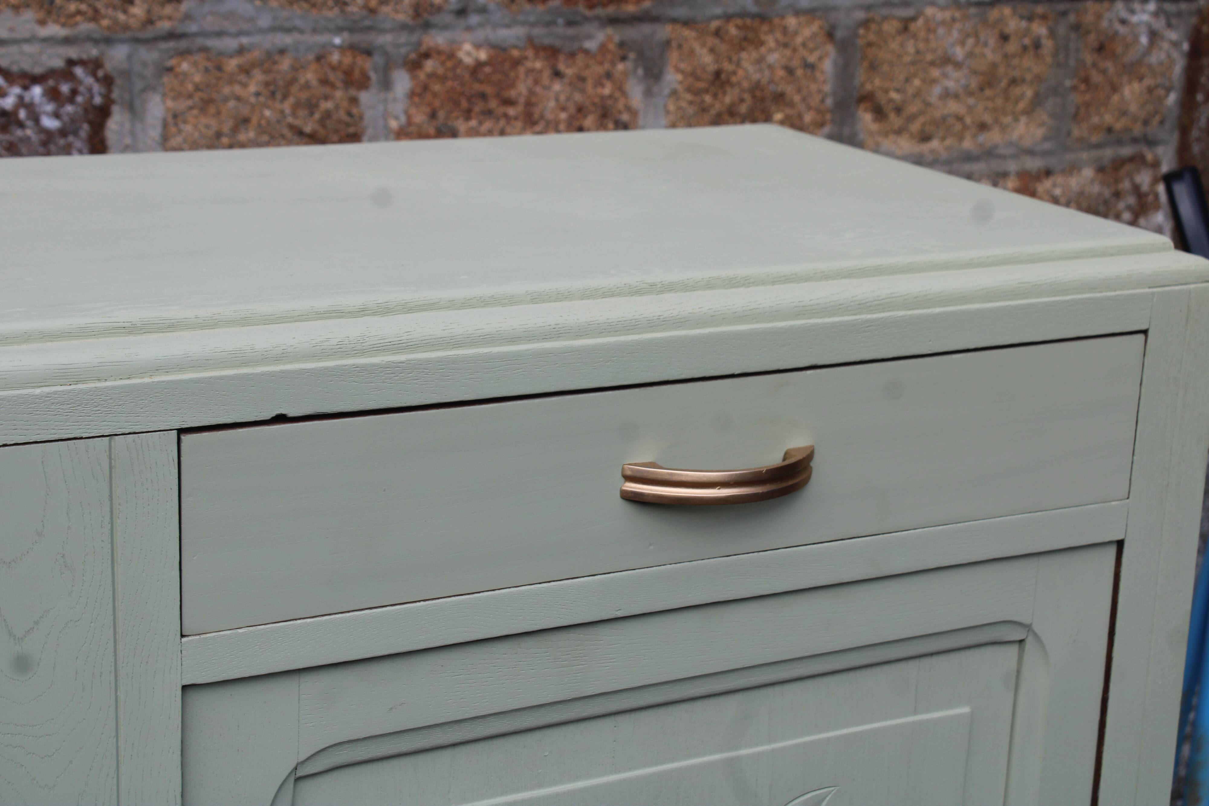 Buffet vintage Art Déco rénové • Vert Lézard Pure & Paint