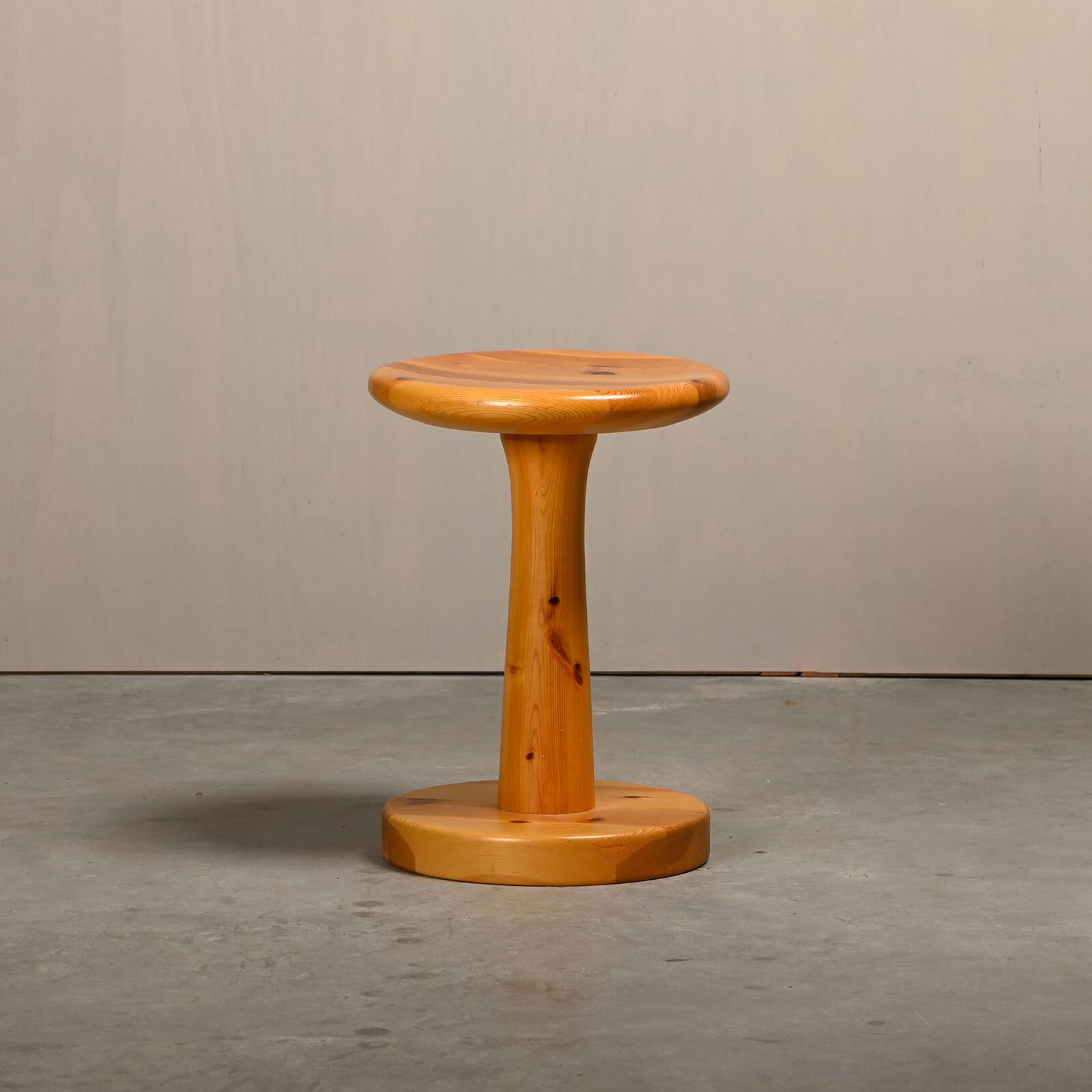 Rainer Daumiller Stool in solid naturel pine for Hirtshals Savværk, Denmark 1970