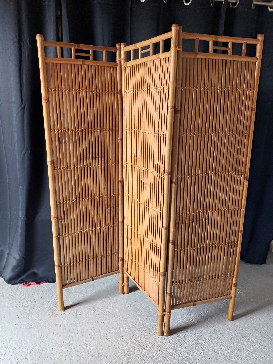 Vintage screen