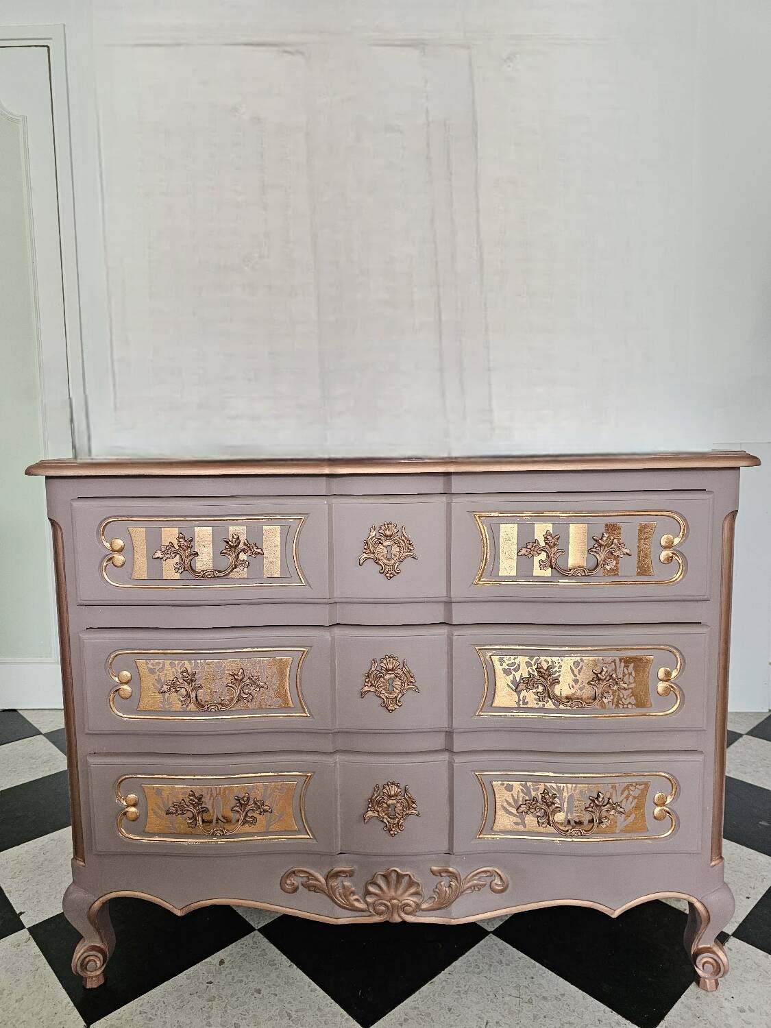 Vintage old pink chest of drawers
