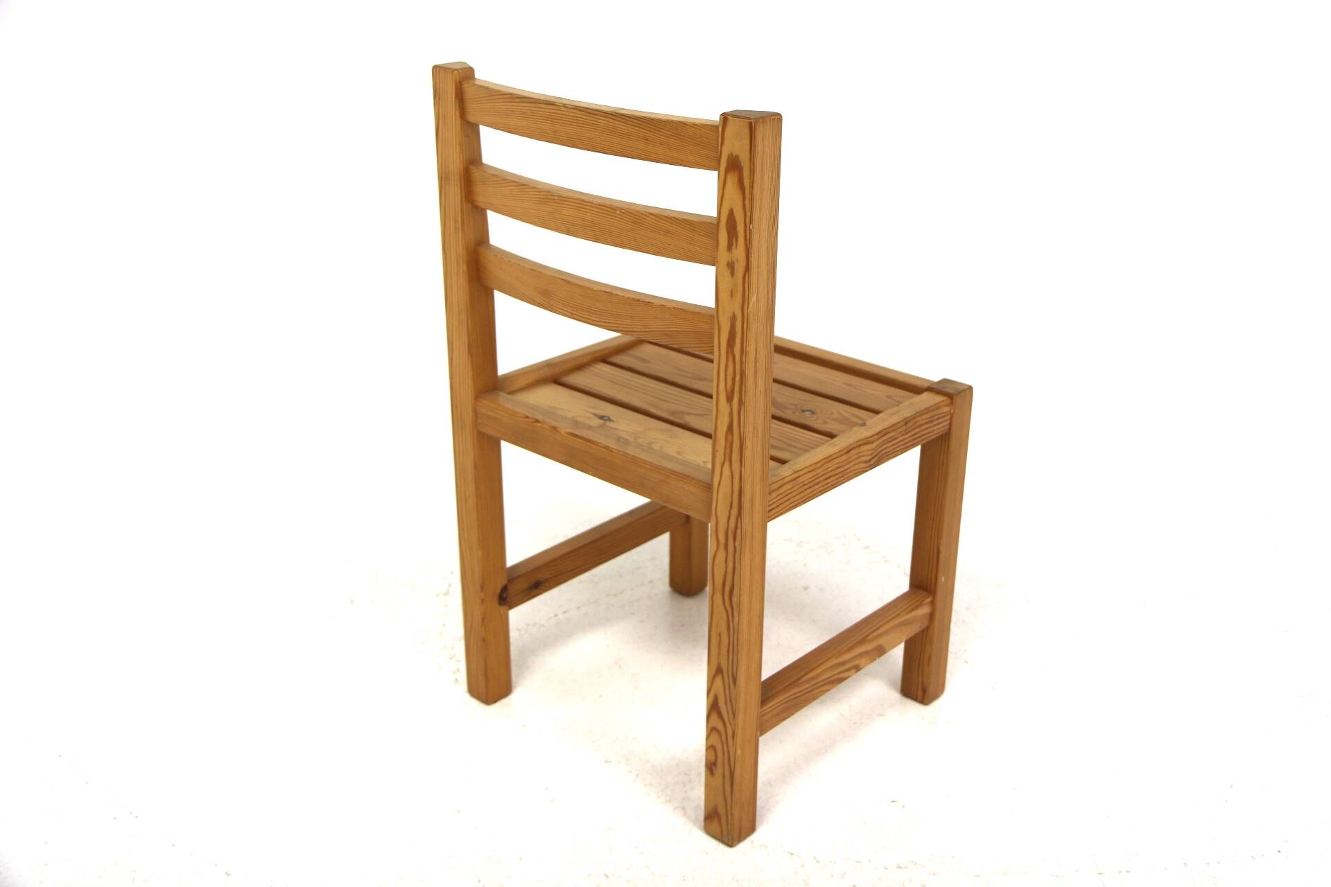 Set of 4 Scandinavian pine chairs, Sweden, 1970