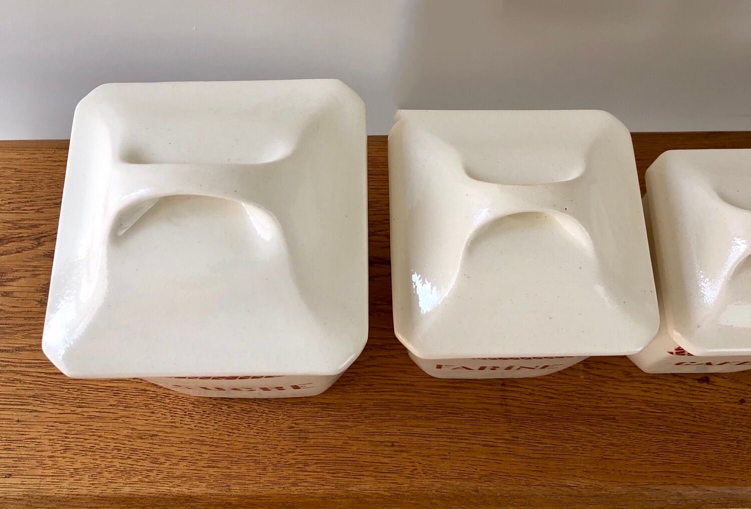 Set of 5 pink spice pots