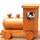 Lampe veilleuse train en bois de pin années 70