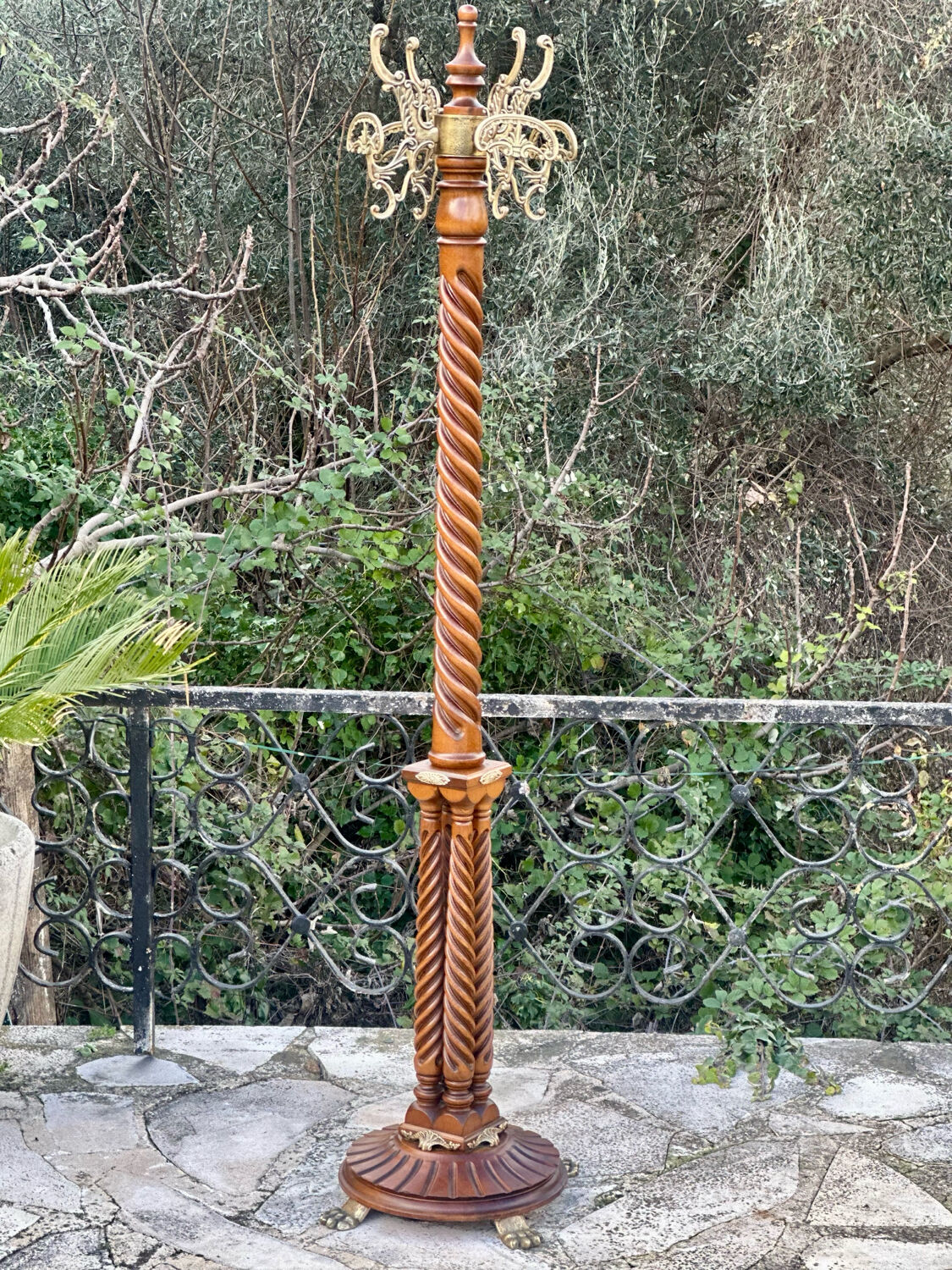 Solid carved wooden coat rack with gilded bronze in Baroque style.