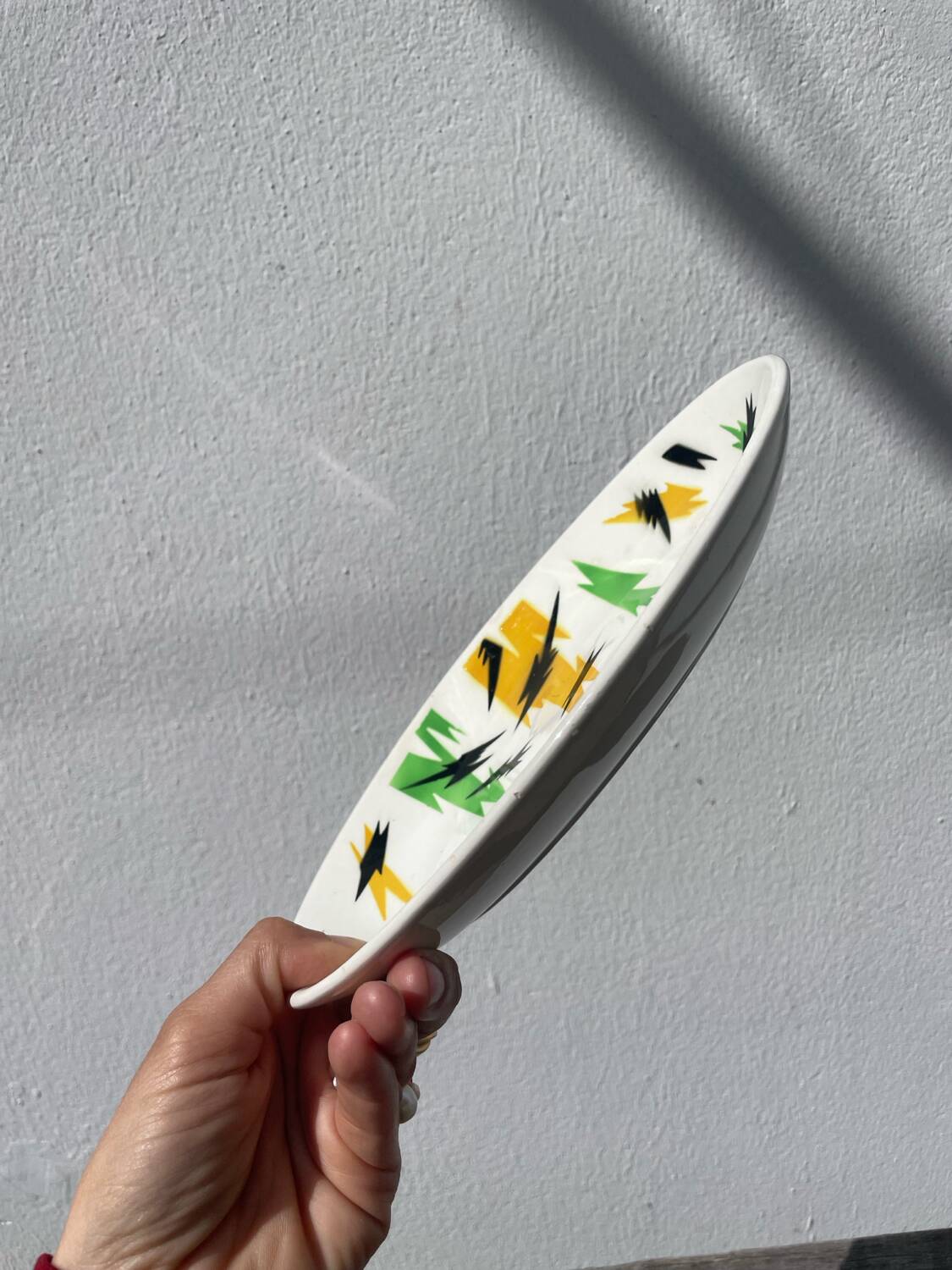 Oval bowl 1970 Digoin éclair