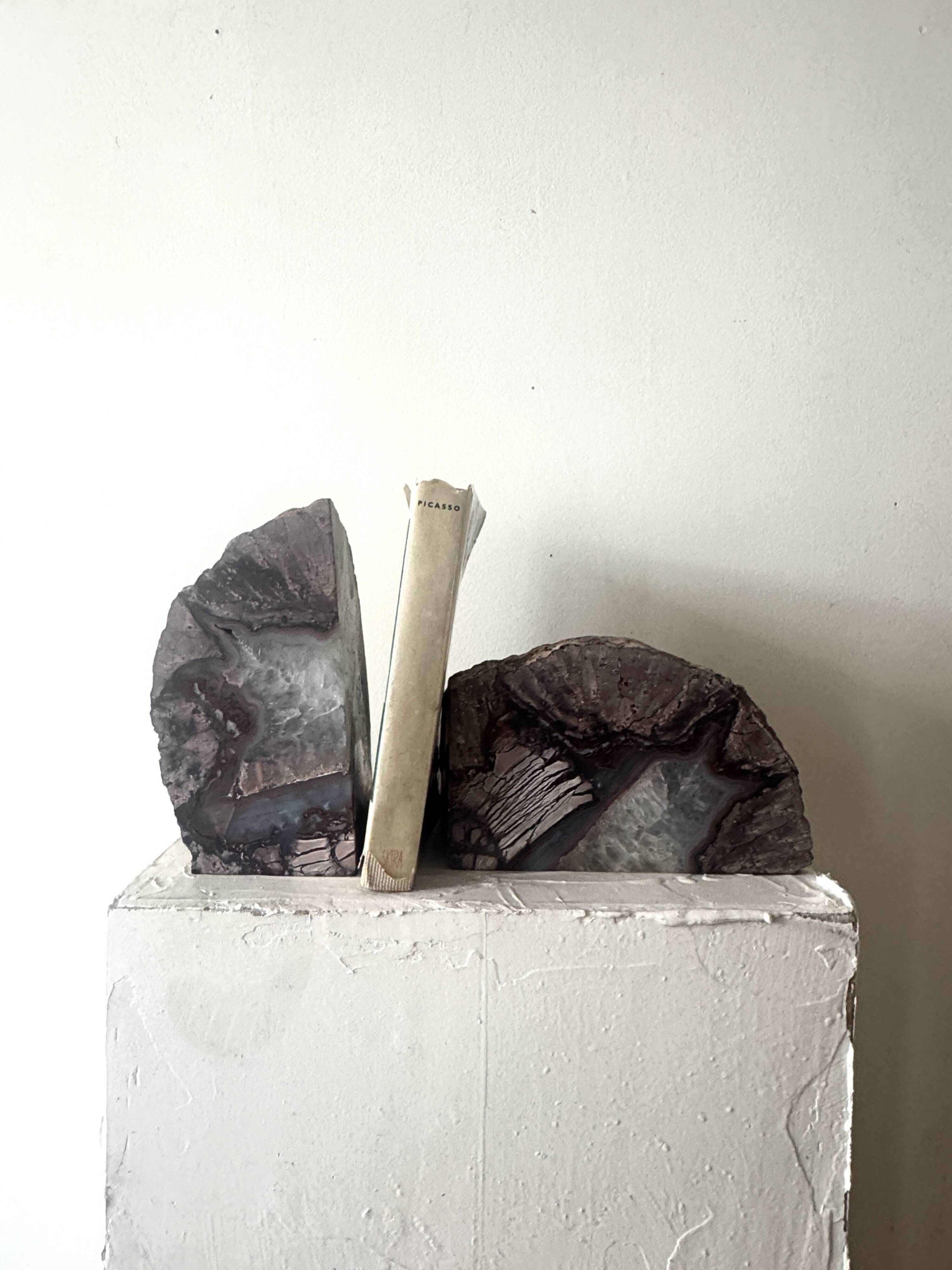 Mineral bookends made of genuine agate stone.