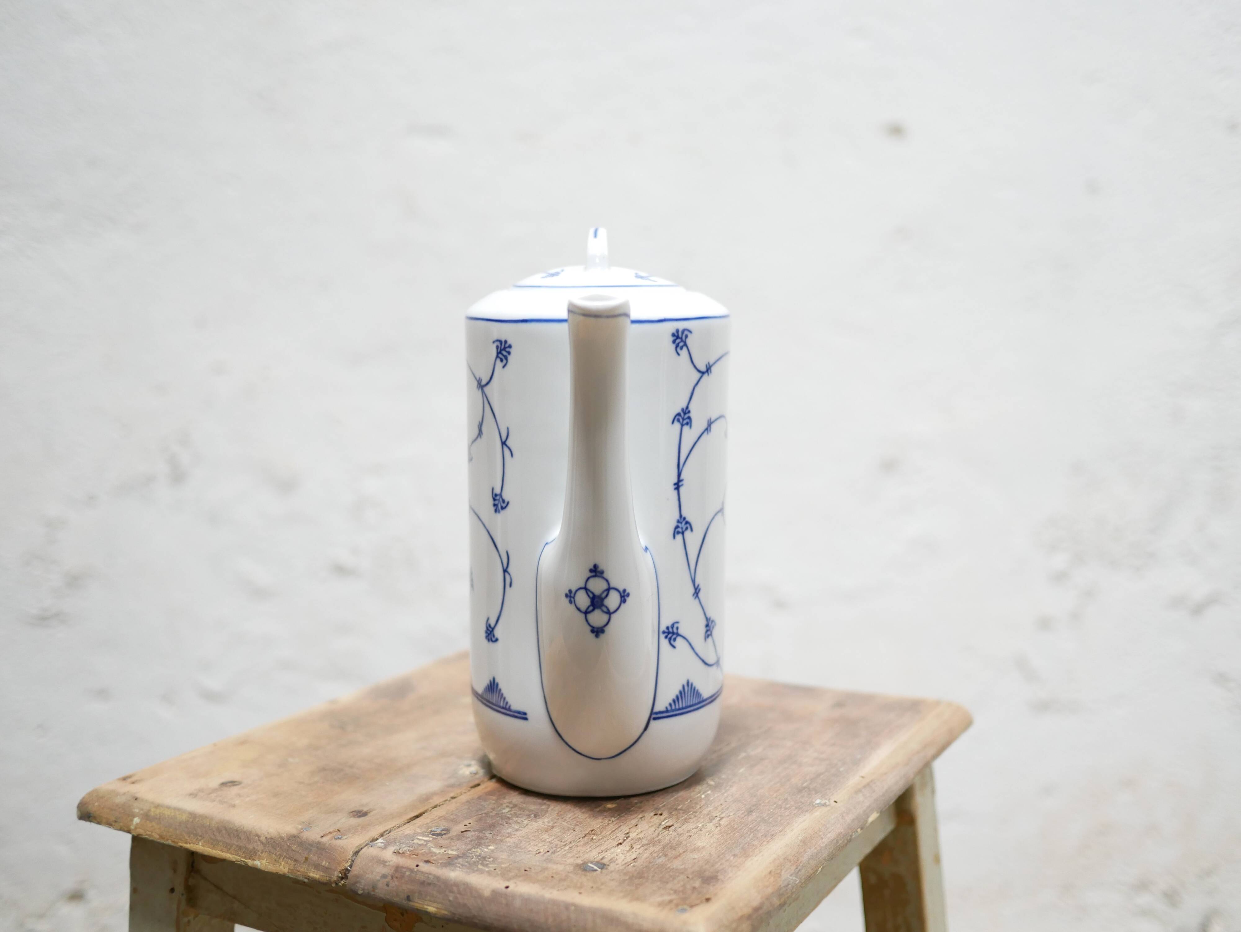 Vintage porcelain coffee pot produced by Jäger Eisenberg, Germany