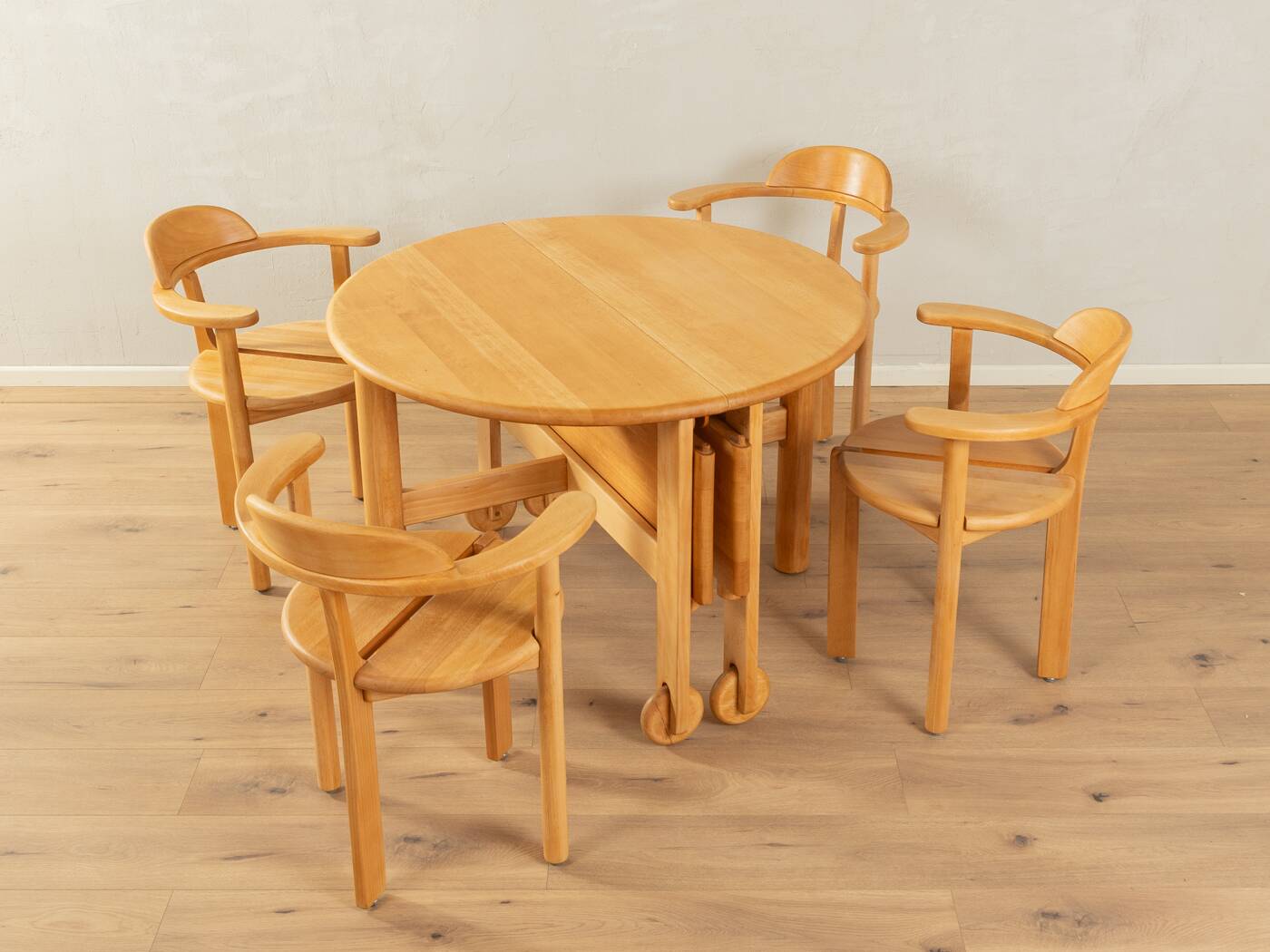 Vintage Dining Room Set, extendable Table and Chairs