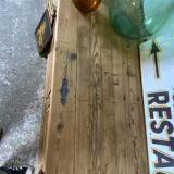 Country buffet in pitchpin