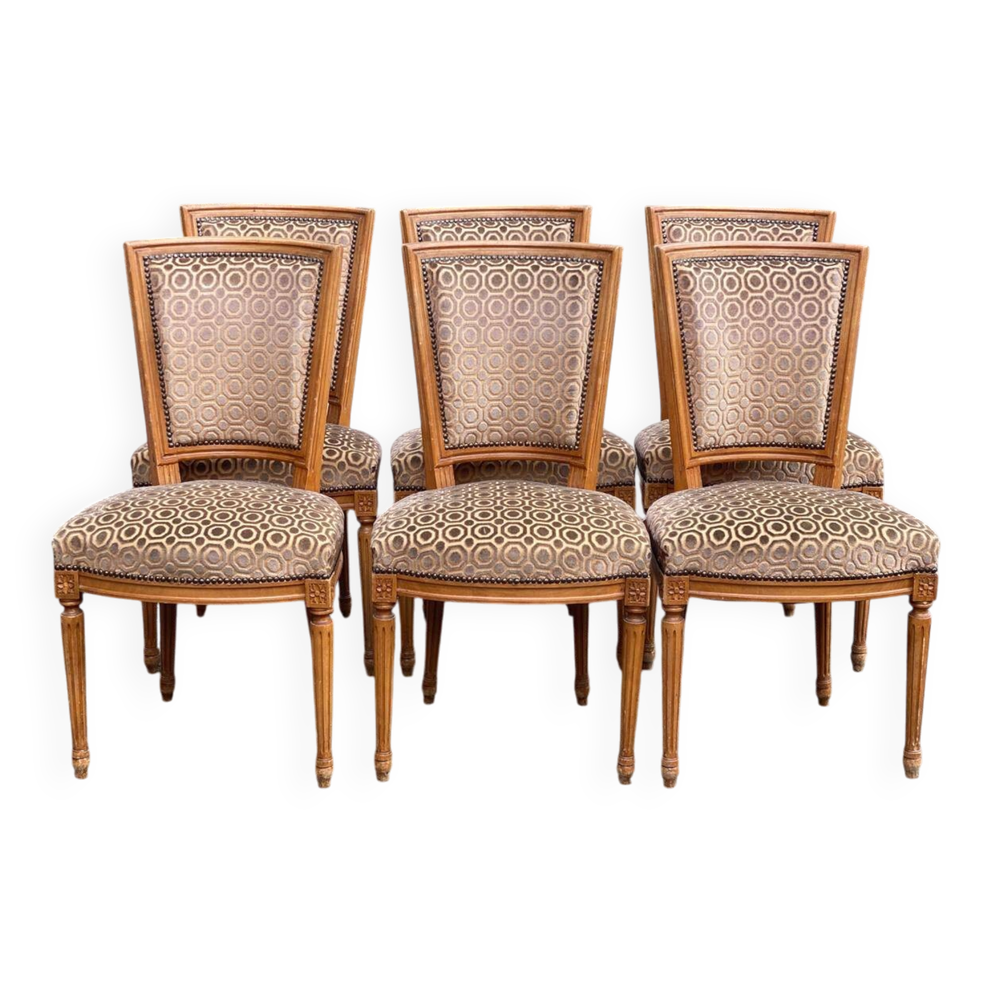Set of 6 solid wood and velvet chairs in Louis XVI style.