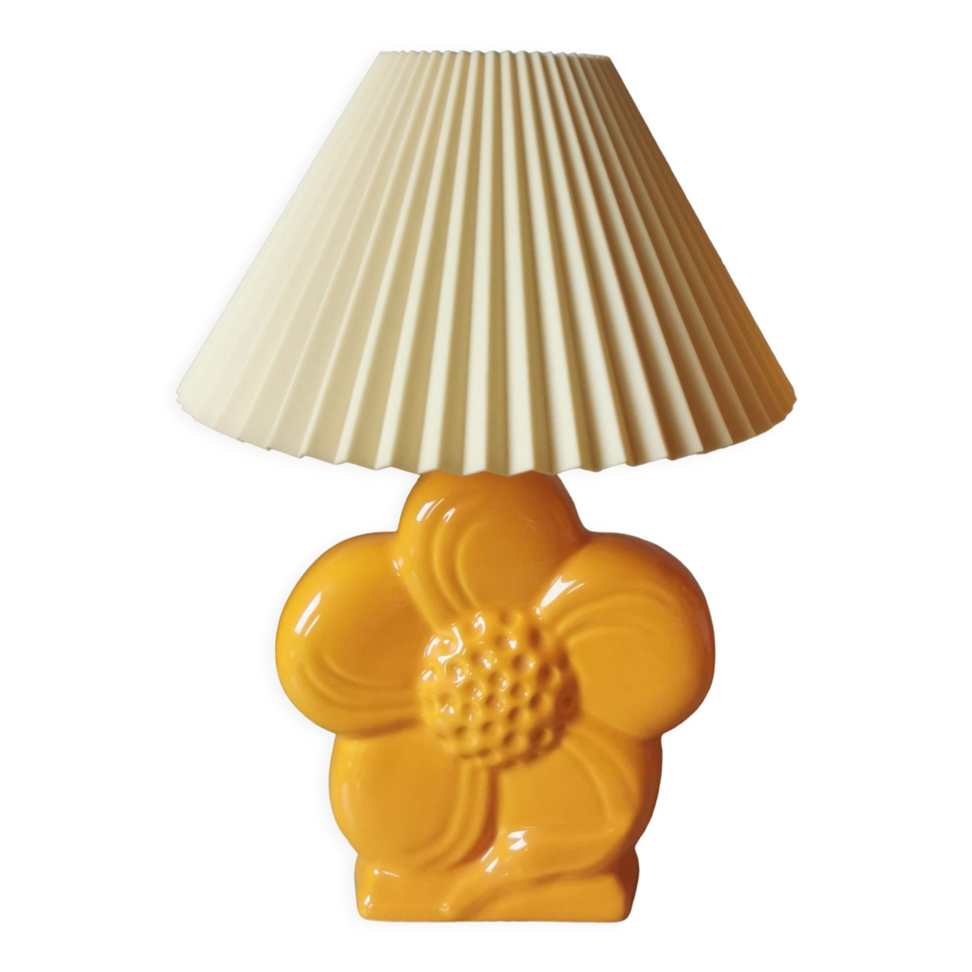 Vintage lamp flower marguerite