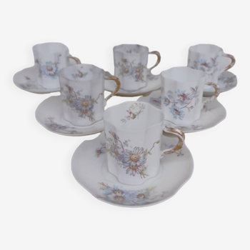 6 tasses en porcelaine de Limoges, forme trèfle