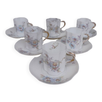 6 tasses en porcelaine de Limoges, forme trèfle