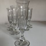Set de 9 flutes à champagne tulipe Louis Philippe à cotes plates mi 19e