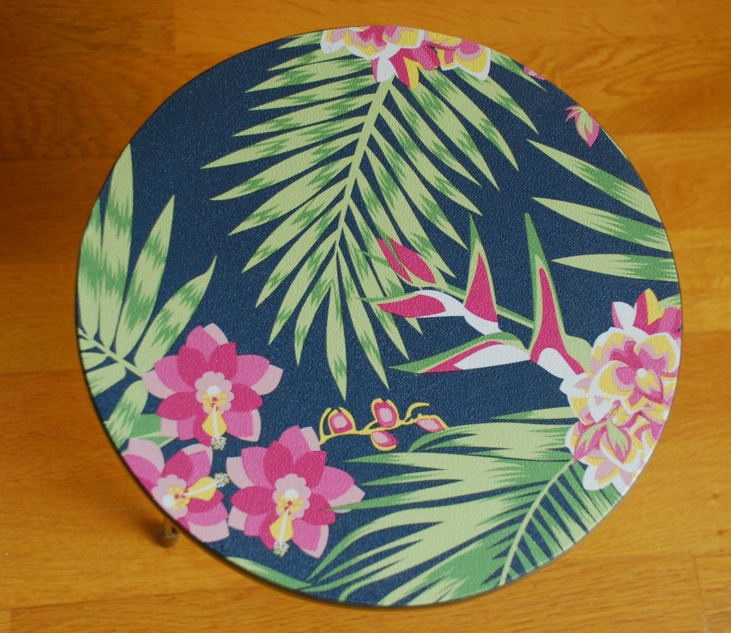 Former tripod table revisited