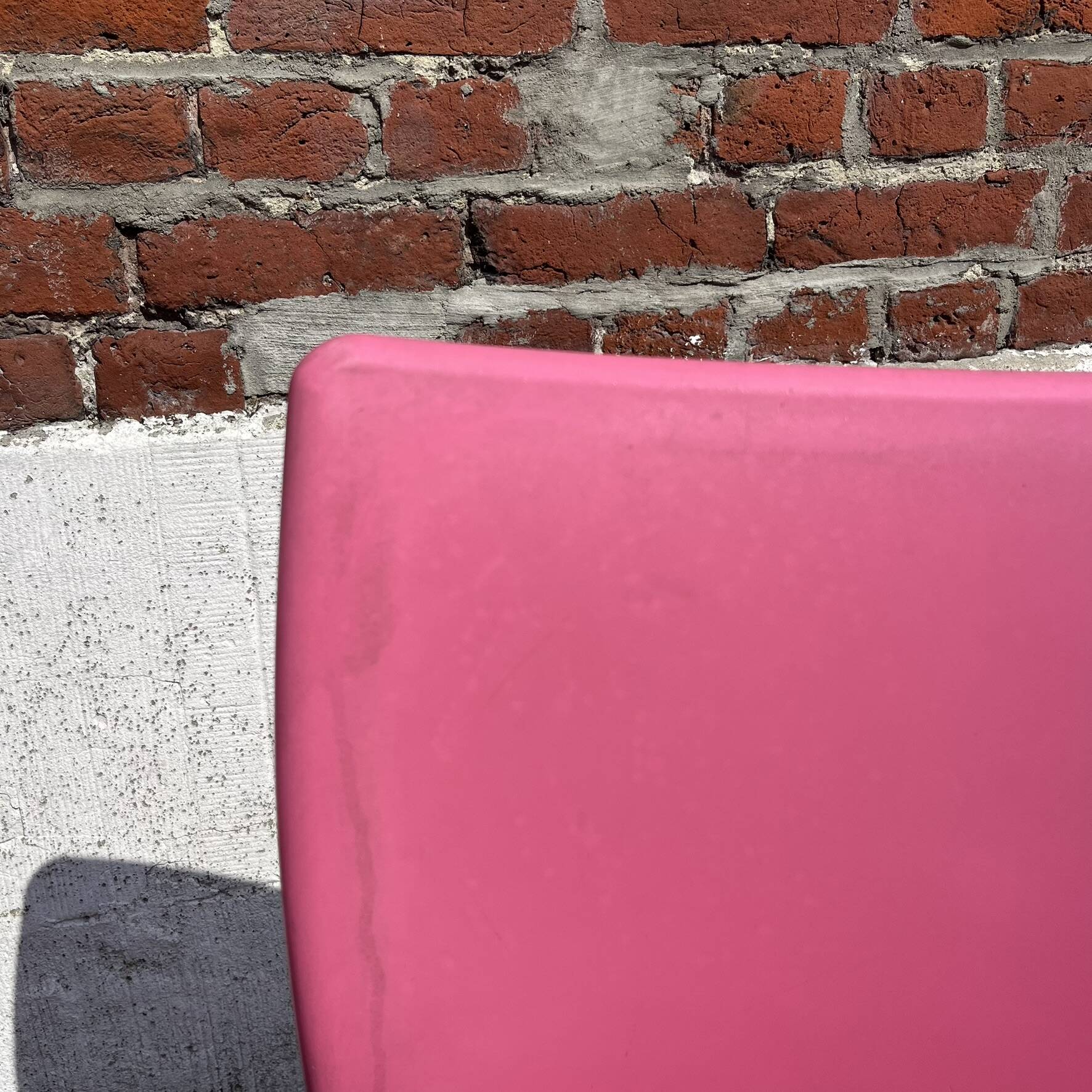 Set of 4 pink design AIR CHAIRS by Jason Morrison.