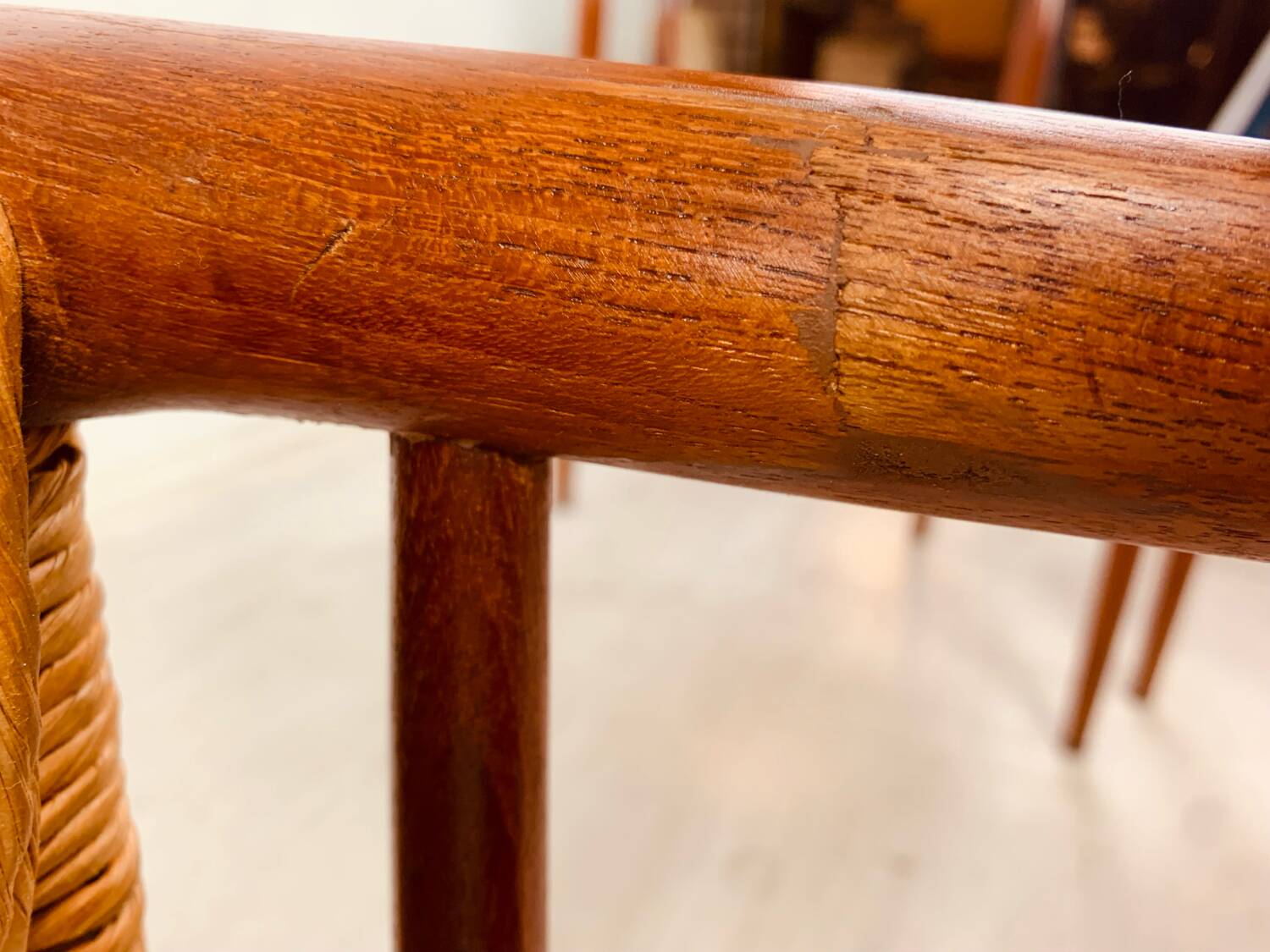 Moller 75 chairs