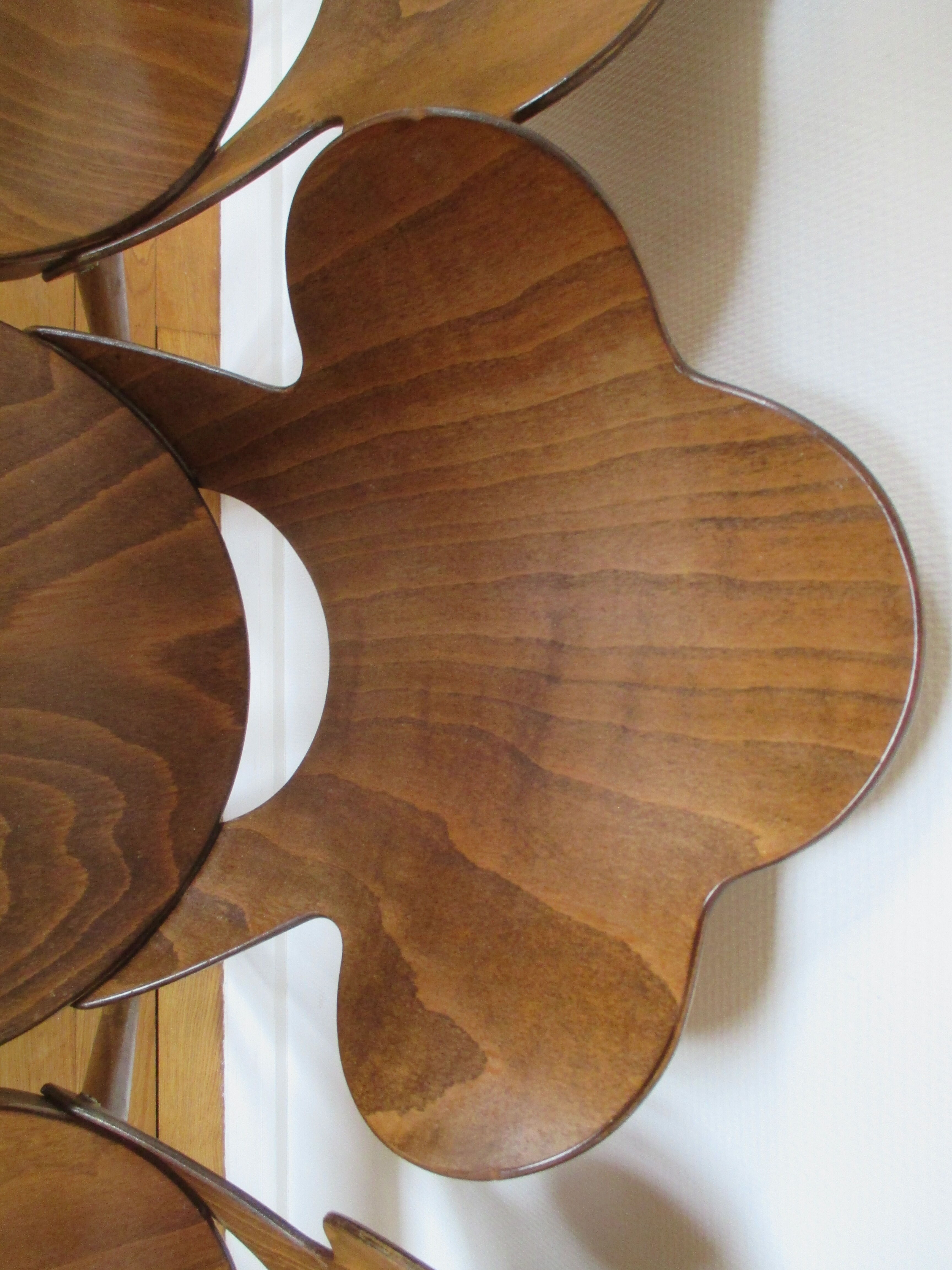 3 Trefle Bistrot Baumann chairs