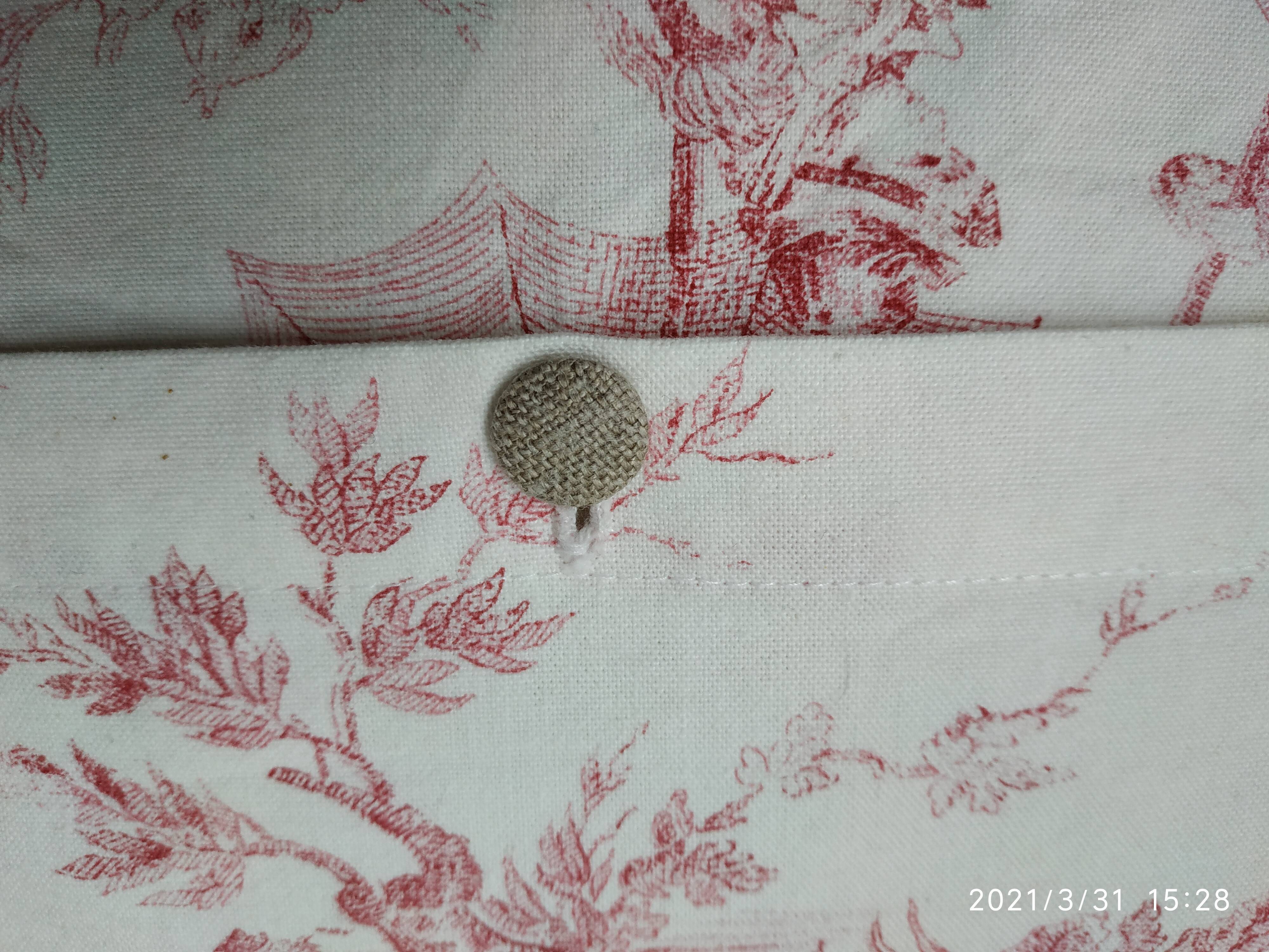 Coussin déhoussable et réversible