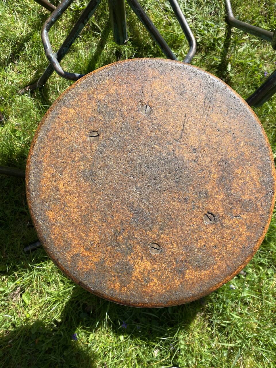 6 adjustable industrial workshop stools, 50s/60s