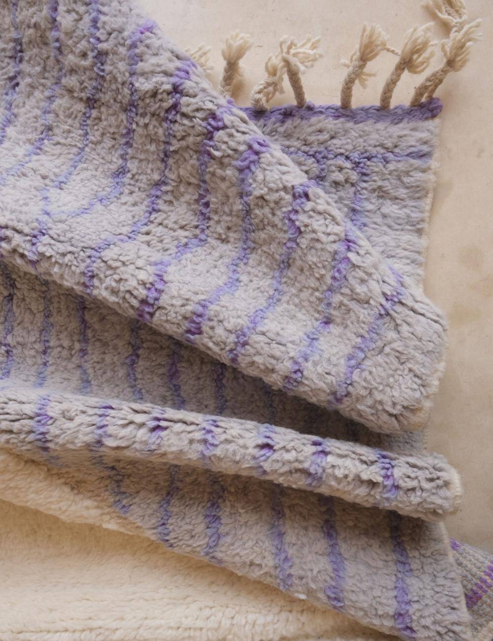 Berber wool rug - 303 x 209 cm