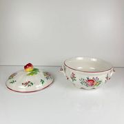 Small soup tureen KG Lunéville, model "Réverbère", rose pattern.